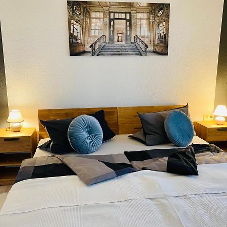 Apartment- Metzingen 메칭엔 외부 사진